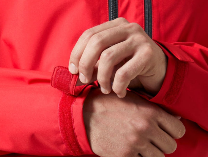 helly-hansen-jas-heren-crew-2-0-rood-onbody-feature1